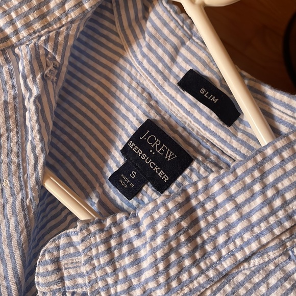 J crew summer seersucker button down shirt - Picture 3 of 3